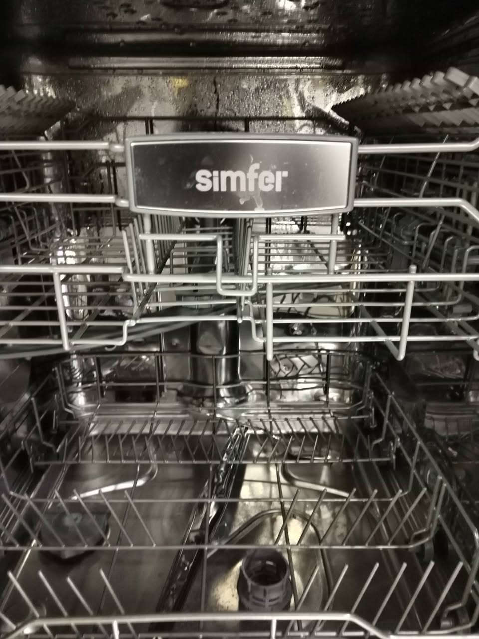 غسالة صحون للبيع بشرط Simfer استعمال كلش قليل بسعر مناسب 300 الف


**إذا كنت صاحب هذا الإعلان وتريد حذفه لأي سبب، رجاءا أرسل رسالة إلى الدعم الفني**