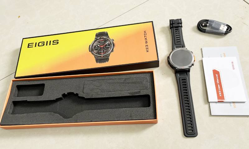 ساعة EIGIIS KE3 الذكية للرجال المخصصة للأنشطة الخارجية.
تتميز بوجود كشاف LED مدمج لاستخدامات متعددة.
تأتي بشاشة تعمل باللمس بالكامل لتسهيل التصفح.
توفر ميزات تتبع الحالة الصحية لمراقبة النشاط البدني.
تصميم مقاوم للماء ومناسب للاستخدام في الرياضات والاستخدامات التكتيكية.


**إذا كنت صاحب هذا الإعلان وتريد حذفه لأي سبب، رجاءا أرسل رسالة إلى الدعم الفني**