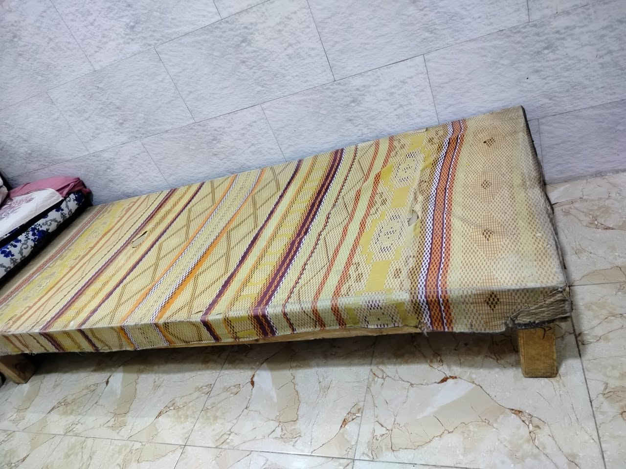 صوميات ام النفر عدد٣ وياهن دوشك ضغط عالي وستين طبلات سيت دائري ٣طبلات وسيت اربع طبلات ومرجوحة حجم كبير وكنتور صاج ست بوب العنوان بغداد الحرية دور الضباط الي يريدهم يراسل عالخاص أو يتصل على هذا الرقم *********** بي واتساب
