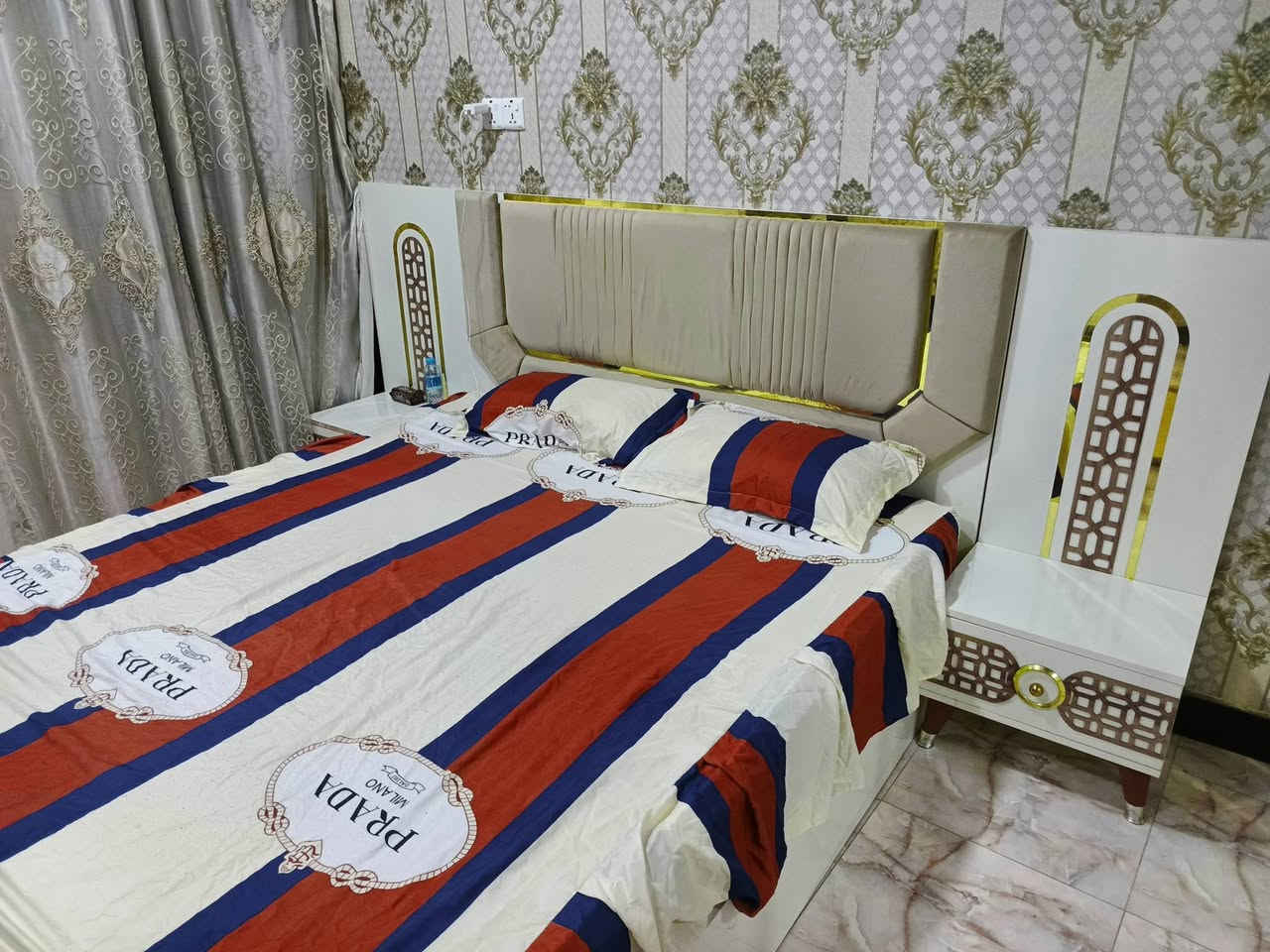 غرفه تركيه 8قطع ستعمال قليل بعدهه نضيفه ما بيهه اي خلل سعرهه750 مكانهه بصره ابو لخصيب للستفسار على رقم:***********
...
