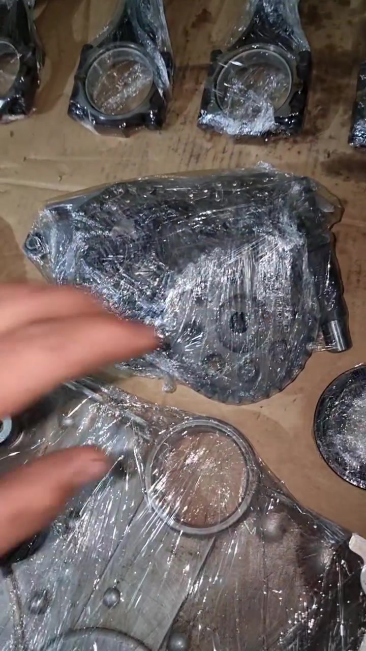 غراض محرك 4000  فورد اكسبلور 2010  جبن سلندرات سنجيل ضاغطه هذني كلهن اصلي كله وكاله حتى محوله مال كير هم عندي   كلمن وسعره اليحتاج منهن  بخدمته  *********** عنوان بغداد الدوره  .
