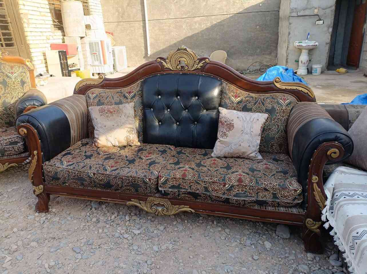 تخام تركي البيع نضفتهن ٩٠بل ١٠٠عنوان بغداد جسر ديالى ***********وتساب رقم ***********٢لمبايل موجد مراوس وتوصل
