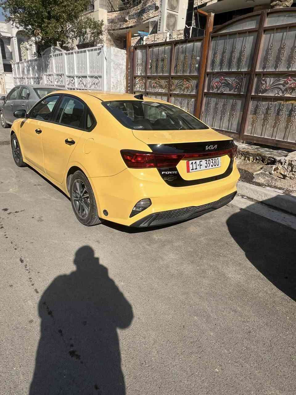 كيه فورتي موديل 24 بسمي حادث مثل ما موضح بالصورة ماشيه 10 الف ////سعر170///////////////***********
