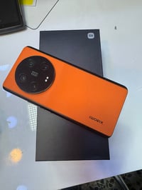 شاومي 13 ultra 512  مكفول  الشاحنة ممفتوحة من الكارتونه  سعر ٧٢٥  بغدا...