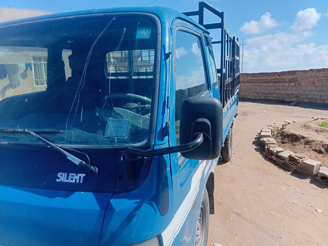 كيا بزون سنوية لل 30 تحويل مباشر سعر 70 وبيها مجال للاستفسار الاتصال على الرقم ***********
