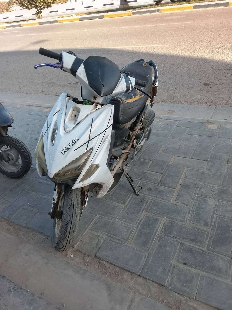 كوم حديد ب 65الف
السلام عليكم شباب هاي دراجه  جانت شغاله نكره سلف بكل وقت الباتري لاحهه مي وكامت متشتغل بعد سلف تركتهه واليوم ارد ابيعه شرط بس تحطلهه باتري نكره سلف تشتغل شلعه ماشاء الله هورن بك لايت أشار شغال شاصي نضيف تايرات جدد ويل يخبل بالعافيه عل ياخذهه ***********
