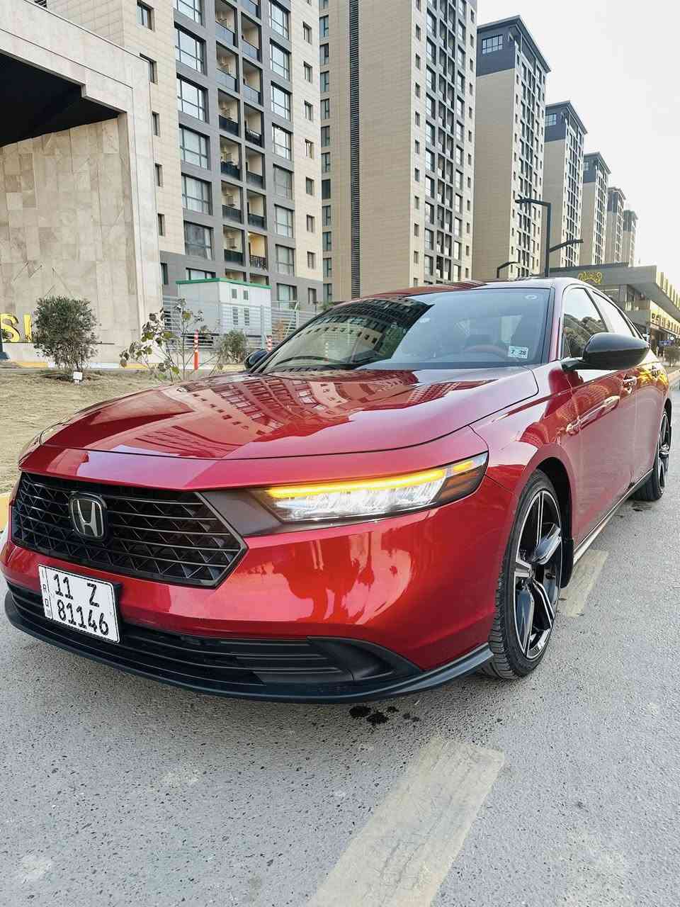 هوندا اكورد 2023 هايبرد رقم بغداد انكليزي
فول مواصفات سبورت تجي اعلى فئة بالياباني
السيارة تعتبر بدون حادث بجم سليم جنطة سليمة 
ماشية 24 الف 
4 أنظمة قيادة 
قيادة ذاتية وتحكمات متكاملة
وهواي بعد مواصفات تكدرون تبحثون عنها
سيارة واقع أجمل من الصور تتقارن بالمارسيدس AMG
من ناحية الفخامة والرزانة والمتانة والسرعة
ومن ناحية الأصل الياباني الرفاهية والعملية والاعتمادية 
وكذلك الاقتصادية
غرفه واسعة مريحة 
ما اريد أظل امدح بيها صورها تسولف
 وتكدرون كذلك تبحثون وتسألون اي واحد عندة خبرة بالسيارات راح يبهركم بهل سيارة 
مايحتاج اذكر ان السيارة شبه زيرو من ناحية صدر من ناحية تايرات كشنات دواخل وتفاصيل كاملة على وضع الشركة 
حادثها فقط جاملغ خلفي عكس السايق 
بي بارد ومصبوغ يعني فقط قطعة وحدة 
سونار موجود جديد هسة سويته 
صور حادث موجودة 
سعرها 219 وبي مجال الشراي يتصل
بلاش مقارنة بـكل هل مواصفات 
وهم راح اخلي فديوهات للداخل بالتعليقات
***********
