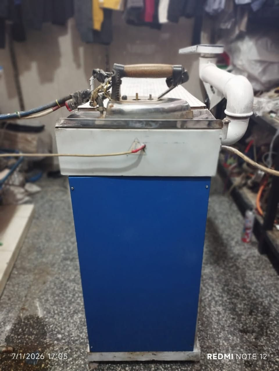 للبيع ميز نورفا كلماكس بلادي مكلف بل النشر للاستفسار الاتصال على الرقم ***********
