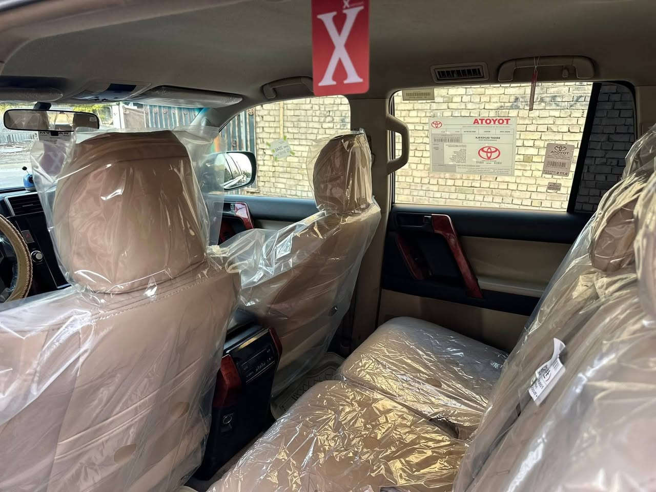 برادو 2012 خليجية بيها تبديل جاملغ وبنيد اثر طخة بسيطة #صور السونار مرفقا مواصفات TXL   سياره ٧ راكب ٣قطع تبريد تحكمات جيهتين حاكية حساس خلفي شاشة كبيرة  كامرة اشاير بلمري مري شفط فور ويل 4×4 ويل كب ثلاجة #سبير تعليك  نضام ايكو اقتصاد بانزين  وبيها  مواصفات اكثر مكينة وكير خير من الله صدر امامي وخلفي جدد تبريد ثلج تخم تايرات جدد كهربائيات كلهة شغالة سياره جاهزه من كل شي اي نقص مابيهة     رقم اربيل الجديد #بسمي تحويل وكالة اني حاظر سيارة بيهة منضومة غاز ايطالي***********
