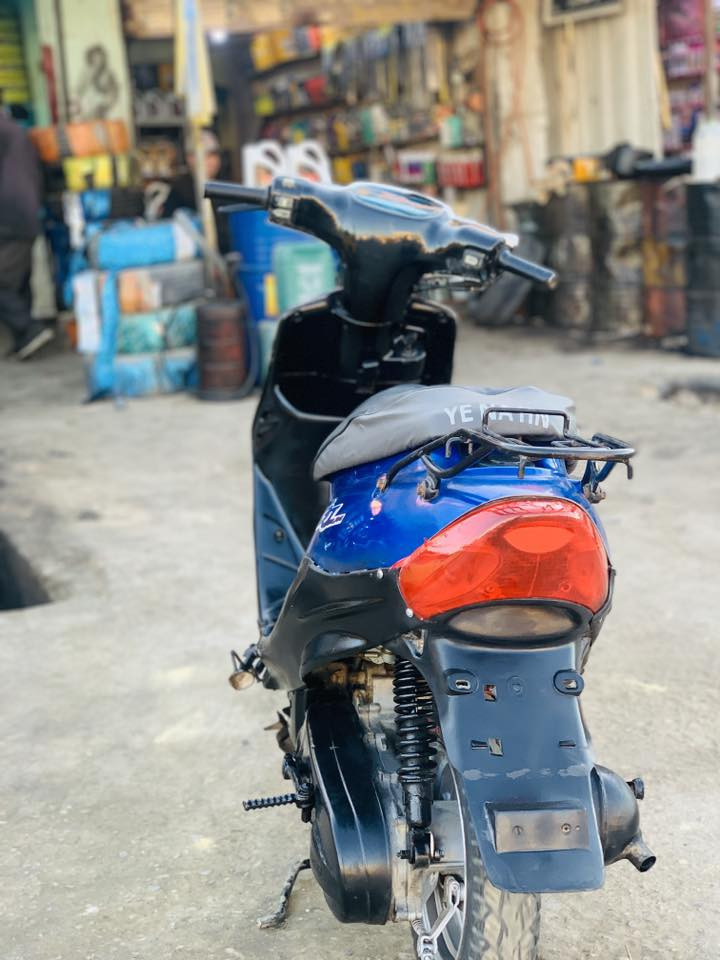 سلام عليكم دراجه بيجي مفتوحه +مكينتها ناعمه ونهضتها قويه ونضيفه من كلشي شغاله هندر واحد  سعرها 325 الف وبيها مجال عنواني الرميثة ***********
