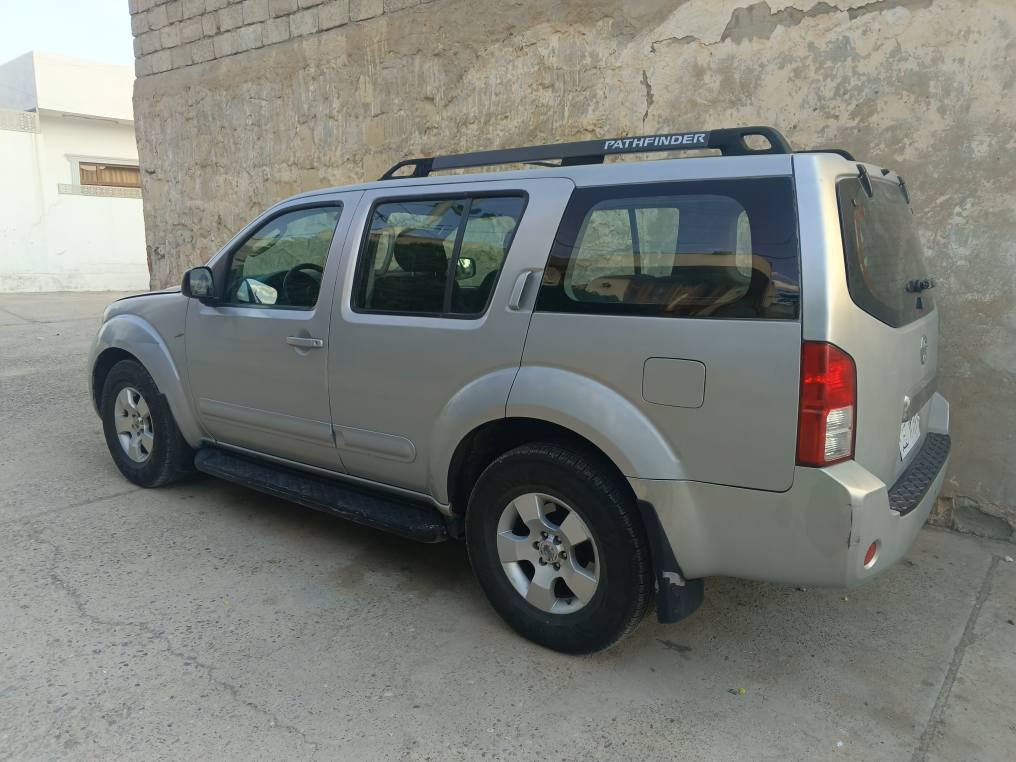 نیشان باسبندر2007گیرومکینه به شرت سه نه وی بلاستیك به شه رتی ئه وه لیات53$//*********** شمشمل, السليمانية
