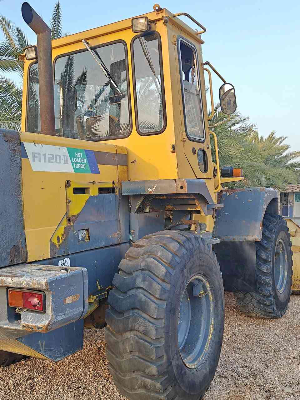 السلام عليكم شفل للبيع فوركاوه حجم 60 دخوليه جديده بعده مامسجل  محرك ازوزه 4 سلندر لاتنقيص ولا تبخير محرك  كير اكسن مامفتوح تخم تاير مكينه جاهزه للعمل السعر 270 وبيه مجال الاتصال ***********
