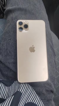 آيفون ١١ برو ماكس • ذاكرة ٦٤ • بطارية ٨٦%