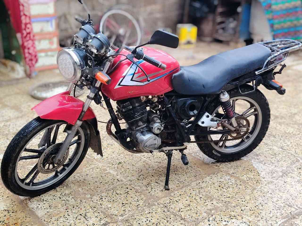 السلام عليكم دراجه جي وان موديل. 2012. اوراق. للا ستفسار اتصال ***********
