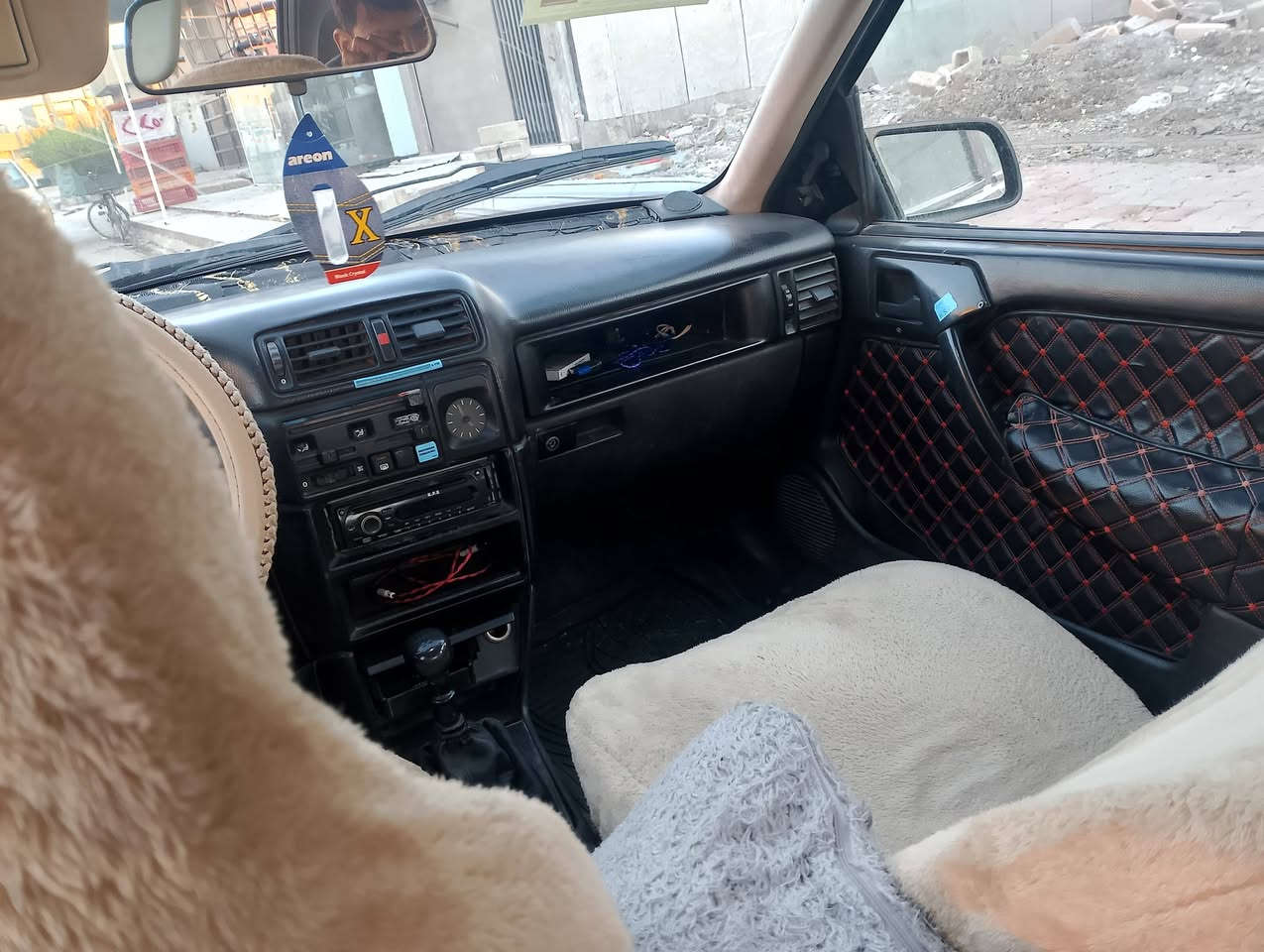 سلام عليكم اوبل فكتره البيع موديل 93 ماكينه 18 كير عادي بيها دفتر بنزين سنويه لحد 28 السياره بس بيه ضربه بل جامق سعر 41 و مجال قليل مكاني كركوك حي النصر *********** ***********
