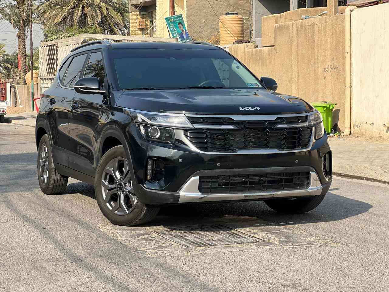 كيا سيليتوس موديل 2024 وارد امريكي
🔴 حادث دعاميه امامي فقط بدون إرباك وبدون تبديل 
ليبل واحد السيارة ماشية 4 الف ميل فقط 

✅مواصفات السياره

 فول تحكم ستيرن كبيرة 
 شاشة متصله تدعم كاربلي 
كامرا خلفية دوارة
 رادار امامي رادار جوانب 
أنظمة قياده 
ويلكب 17 اسود
لد نهاري 
بك لايت لد
 إشارة مري
  هند برك دكمه 
إطفاء داتي 
قطعتين تبريد
تشغيل عن بعد ترحيب بصمه 
محرك 2000 دوش

السعر :158$ ورقة 
 مكان بغداد زعفرانية يم جسر لتصال على رقم ☎️***********واتساب
