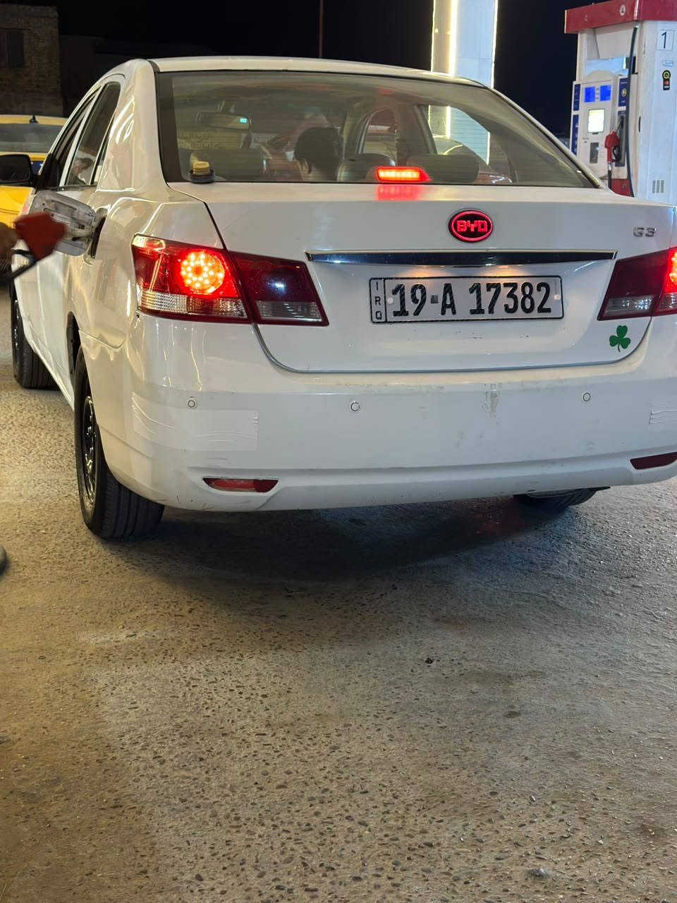 بيوادي G32013  كير عادي مكينه تبريد حداديه جديده 100% تخم تاير جديد سياره كل نقص مابيه غرفه جديده حمامكامل مسويله السياره السعر 62وبيه مجال قليل ***********
