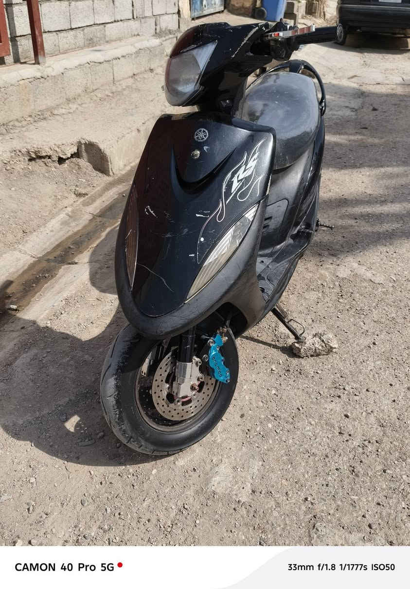 سلام عليكم ماكس رمبه صار ٣  اشهر من نازله الدراجه بلاديه مزوده دبلات +فج بريك امامي وخلفي+  يدات +شيال + لايت زنون عالي ناصي + دمام دراجه مكفوله كفاله عامه مكان خان بني سعد السعر 600 وبيه مجال قليل *********** بيه وتساب
