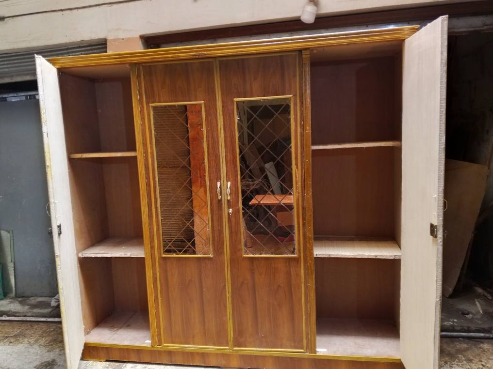 كنتور ٤ بيبان مستخدم نظيف جدا  سعر ٢٢٥ يتوفر توصيل بكروة *********** بغداد, العراق
