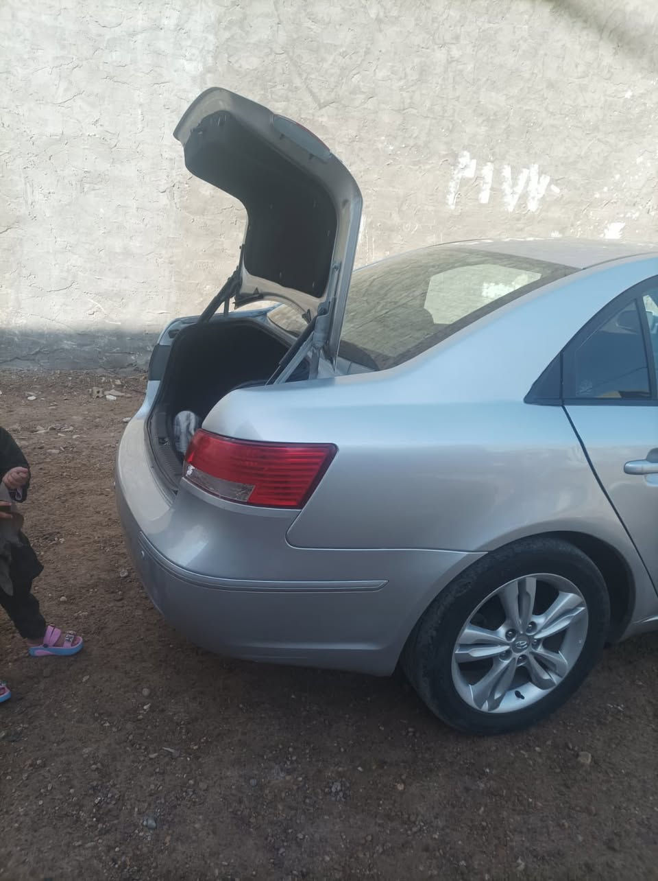 سوناتا 2010 غاز جديد بالكارتون مكاني ديالى السعر 39 ***********
