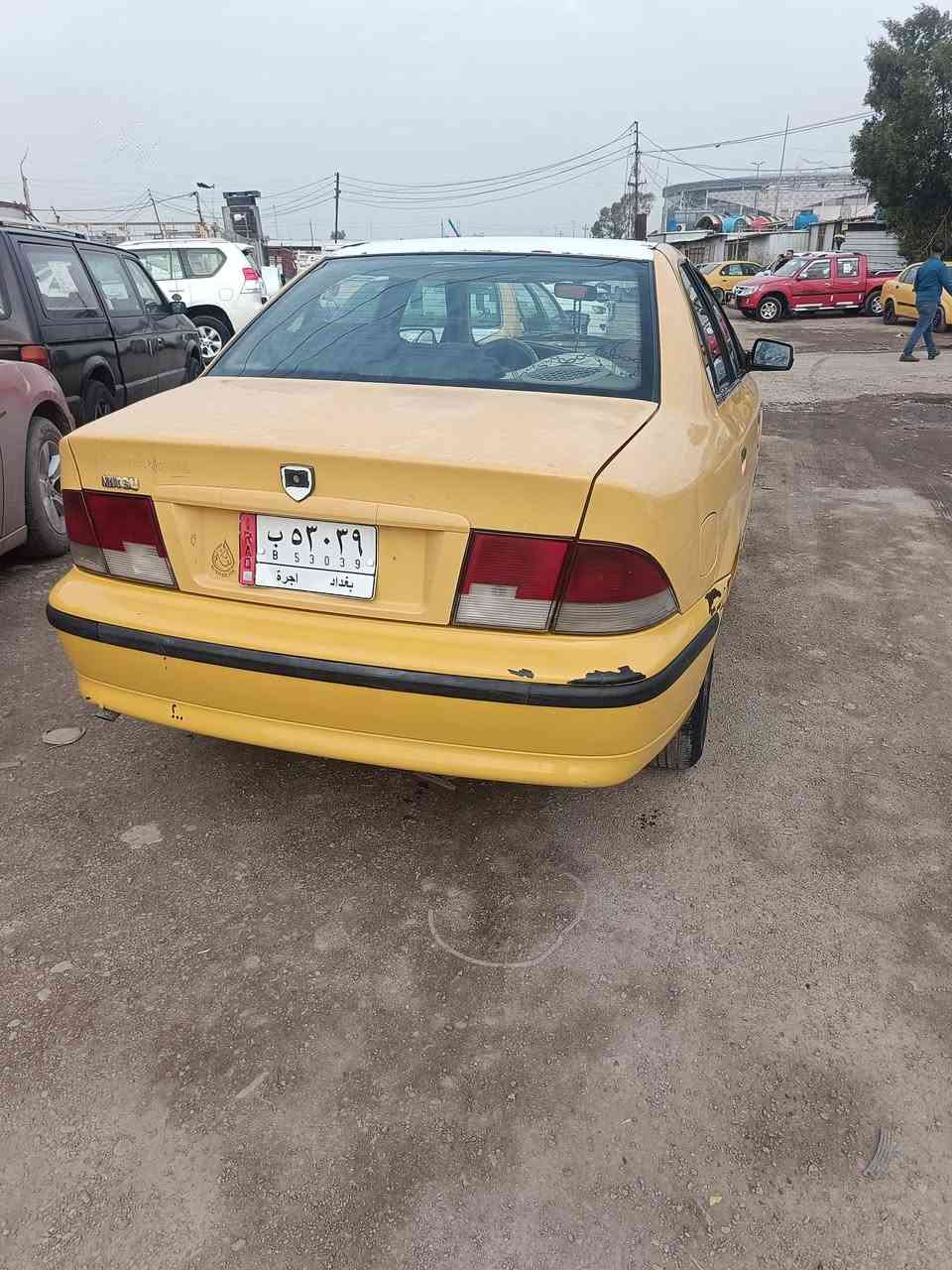 سلام عليكم سمند ٢٠١١ ناطقه سنويه ل٢٧ سياره حلوه ونضيفه مابيها قطره صبغ عله كد شبر يم الاشاره مال جاملغ لكدام من يم لسايق سياره مال بيت تخم تاير مكينه وكير فرنسي سياره شرط لتحويل  خير من الله مكاني بغداد شعب ***********
