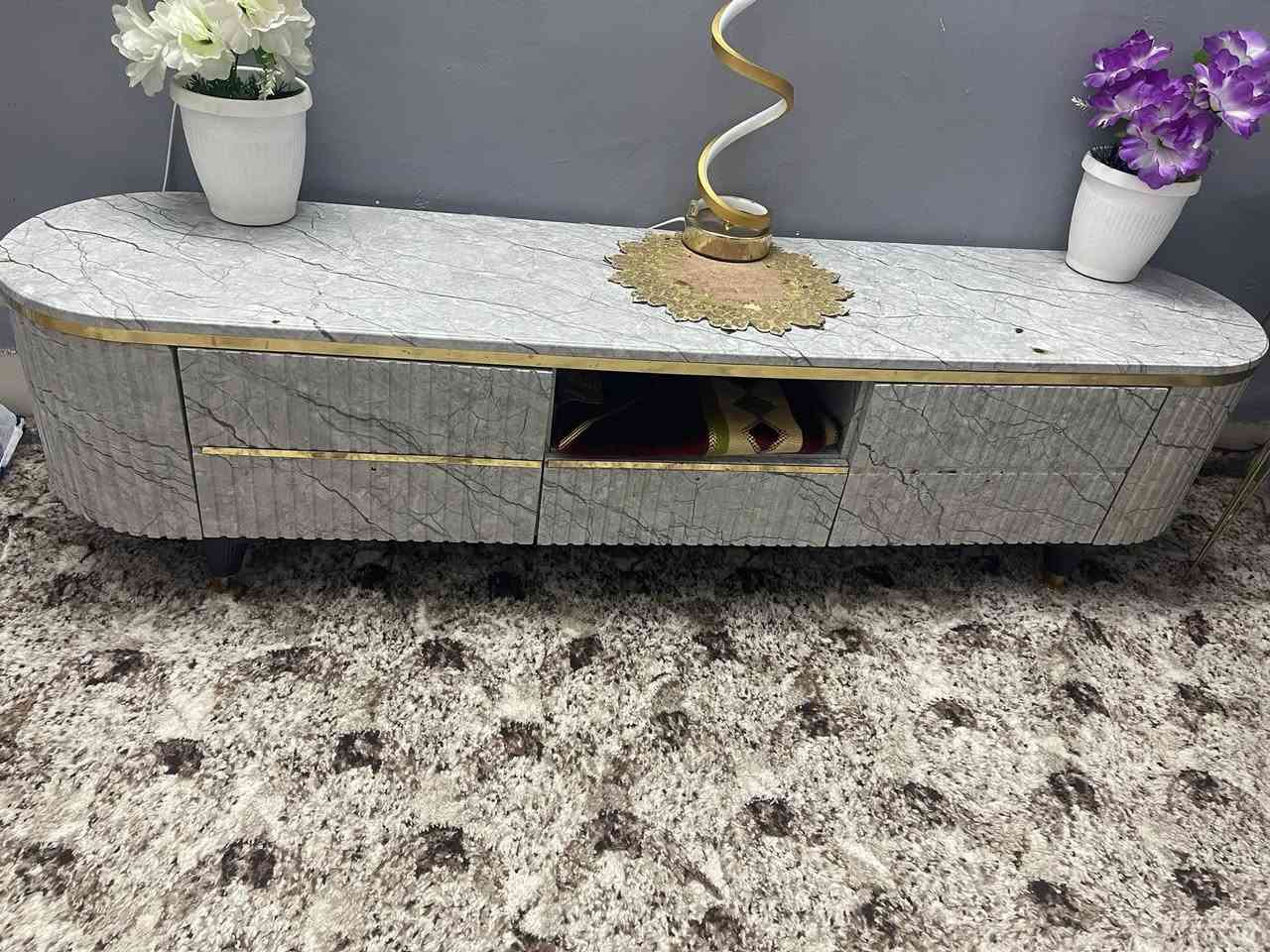 ميز بلازمه 40 وبي مجال ***********
