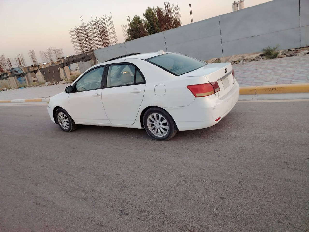 السلام عليكم بي واي دي موديل 2015 مكينه جير حداديه تخم تاير كفاله عامه باسم تحويل مباشر السنويه 28 سياره فول بصمه فتحه تحكم ستيرن شاير بالمريد فول مواصفات الوان كربلاء رقم الهاتف***********
