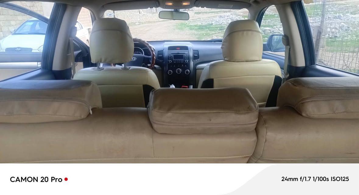 كيا سورنتو موديل 2010خليجي بدون ضرر بدون صبغ 4سلندر ماشي 113الف بيها سقف وبوند مجولح  
سعر  135 قفل قفل قفل 
***********
***********
ماتفيدك لاتخابر 
ولا تعلق
