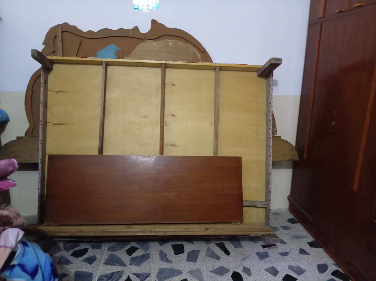 بيع  مستعجل  الرجال محتاج ديبيعهاغرفه خشاب صاج ثقيله نضيفه سعر٣٧٥ عنوان ايمن موصل


**إذا كنت صاحب هذا الإعلان وتريد حذفه لأي سبب، رجاءا أرسل رسالة إلى الدعم الفني**