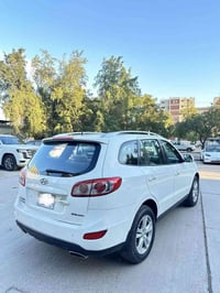 للبيع هونداي سنتافي 2011 خليجي فوول مواصفات 1/1 رقم بغداد بأسمي تحويل ...