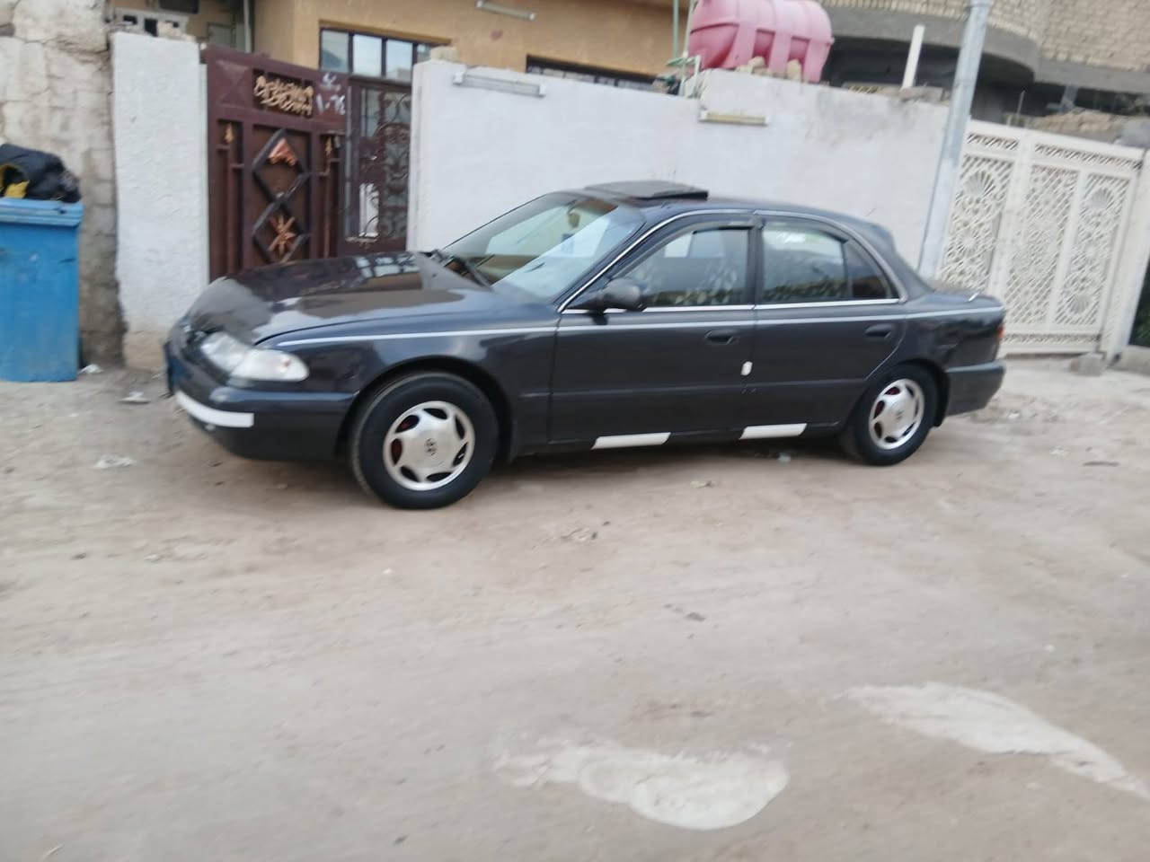 سلام عليكم
سوناتا تو للبيع 94رقم ديالى انكليزي 

كير عادي مكينه مفتوح مكفولات 

تخم تاير صدر أمامي جديد وخلفي نص عمر
تبريد ميشتغل كمبريسر عاطل بس منظومه كامله
سياره بلاديه بيه صبغ مكانات قليله كلش 

كهربائيات كوله شغاله كيجاد فقط مال بانزين عاطله الطوافه 

السعر 46وبيه مجال قليل العنوان واسط صويره 

***********
