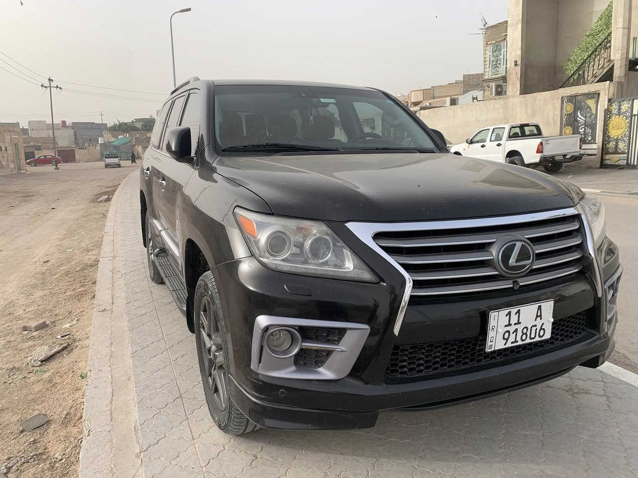 السلام عليكم
للبيع او مراوس 

لكزس LX570
موديل 2012
رقم بغداد انكليزي باسمي
فول مواصفات

🔹 بصمة تشغيل
🔹 تشغيل عن بعد
🔹 كشنات خزن
🔹 سلايد روف
🔹 ستيرن كهربائي
🔹 تدفئة وتبريد كشنات
🔹 كامرات محيطية
🔹 مواصفات كثيرة أخرى

السيارة مكفولة من التبديل والصبغ و الضربه 

💰 السعر المطلوب:370$

📍 مكان السيارة: بصره الزبير 
📞 لأي استفسار: ***********
