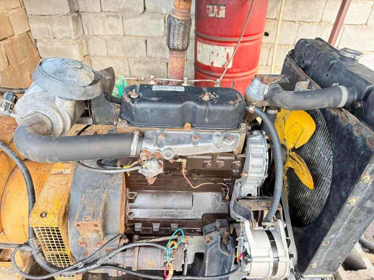 مولد بيركنز انكليزي 91 ملم اصلي انكليزي شرط 
توليد 30 كي في فرنسي 
مكفول وجاهز وعالفحص 
مكان المولد الدجيل للتواصل *********** بلاد, صلاح الدين
