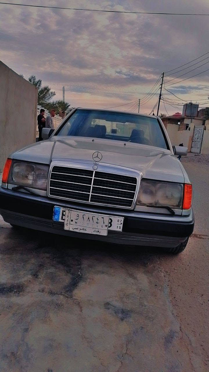 السلام عليكم للبيع مارسدس دب موديل 89 كامله مكمله ربع متصرف عليها مال جناي ادامه كامله محرك كير تبريد شرط فول سياره حلوه مرتبه سعرها 60وبيها مجال قليل التصال علرقم ‏‪***********‬‏
