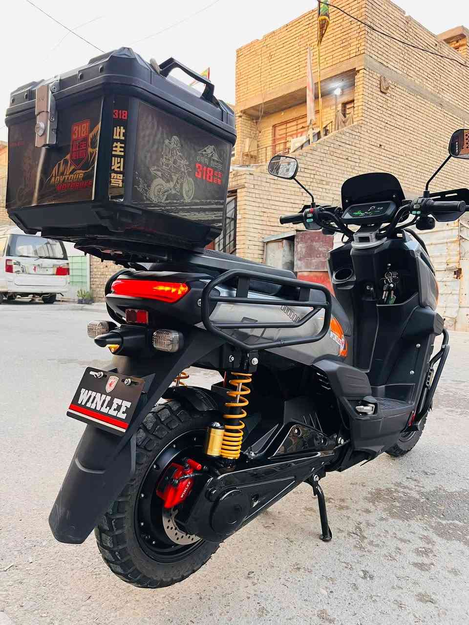سلام عليكم ورحمه الله وبركاتو 
دراجه شحن نوع اباتشي 2026 
شركه WINLEE شركه معروفه 
ملف 2500 عدد البطاريات 6 مسطره 
عدد النمر 1.2.3.R نضام البك 
بلوتوث اشاره دبل اشاره عالي ناصي 
دراجه ماشي شي قليل تاير جبلي 
جنطه خلفيه دبل سويج +بصمه+ كارت
السعر مليون و150 بيه مجال جدا بسيط 
مكاني بغداد الزعفرانيه ***********

