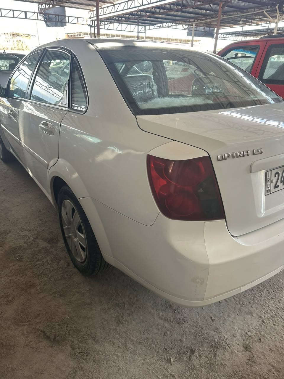 اوبترة
2012
كير عدي 
بي صباغ باب او باب مدل صفحت سايق
رقم دهوك تحويل ثاني يوام 
طخم جديد
شاشة او كاميرا 
داخل جديد دوشمة جديد شدو 
طخم تايت جديد 
محرك كير شرط 
سعر 83 بي مجال بصيط 
***********
***********
