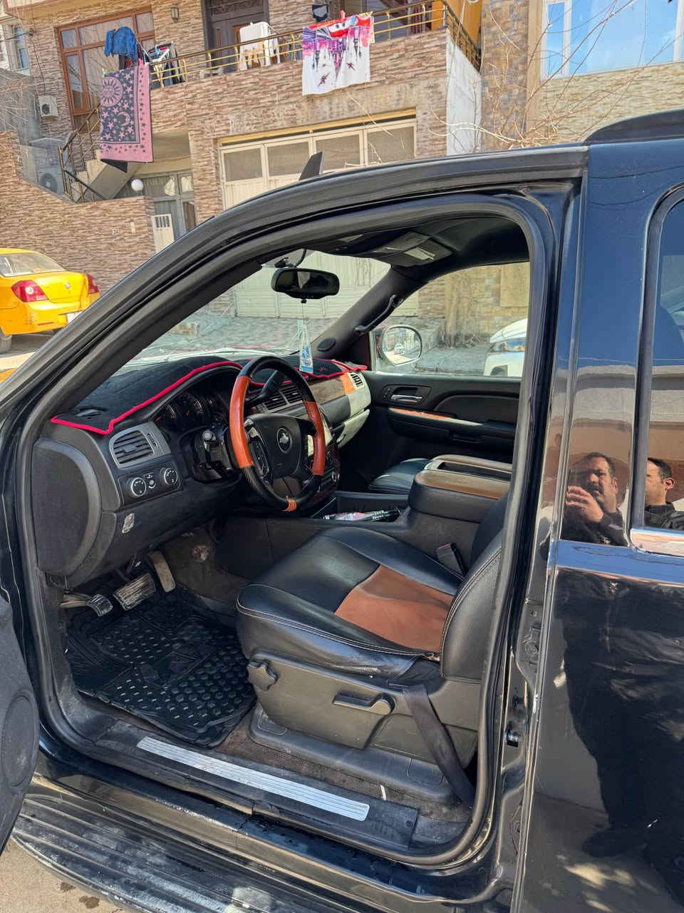 تاهو مؤديل ٢٠٠٨ بو فرؤشتنوو گؤرينه وه سه ياره كه زؤر جاهيزه موسه  ئالوو گؤريش ئه كه م به شتيك به دلم بيت ژماره ي موبايل(***********) السليمانية, العراق
