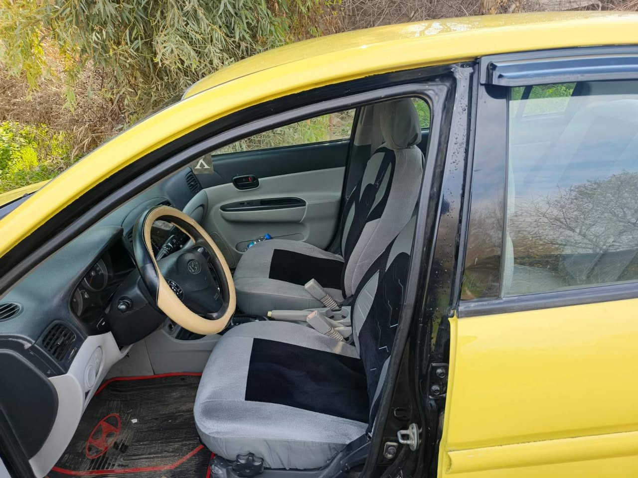 اكسنت كندي موديل 2011 رقم انكليزي سنويه 2030 بأسمي اني الشرعي شرط الوكالة والتحويل الهيئة والغرامات مصفره كابون بانزين ماستر طخم تايرات جديد سياره جاهزة 
الضرر جاملق الخلف السائق مكاني موصل حي سومر السعر خابر ودلل اني مكلف بلنشر خابر على الرقم ***********
