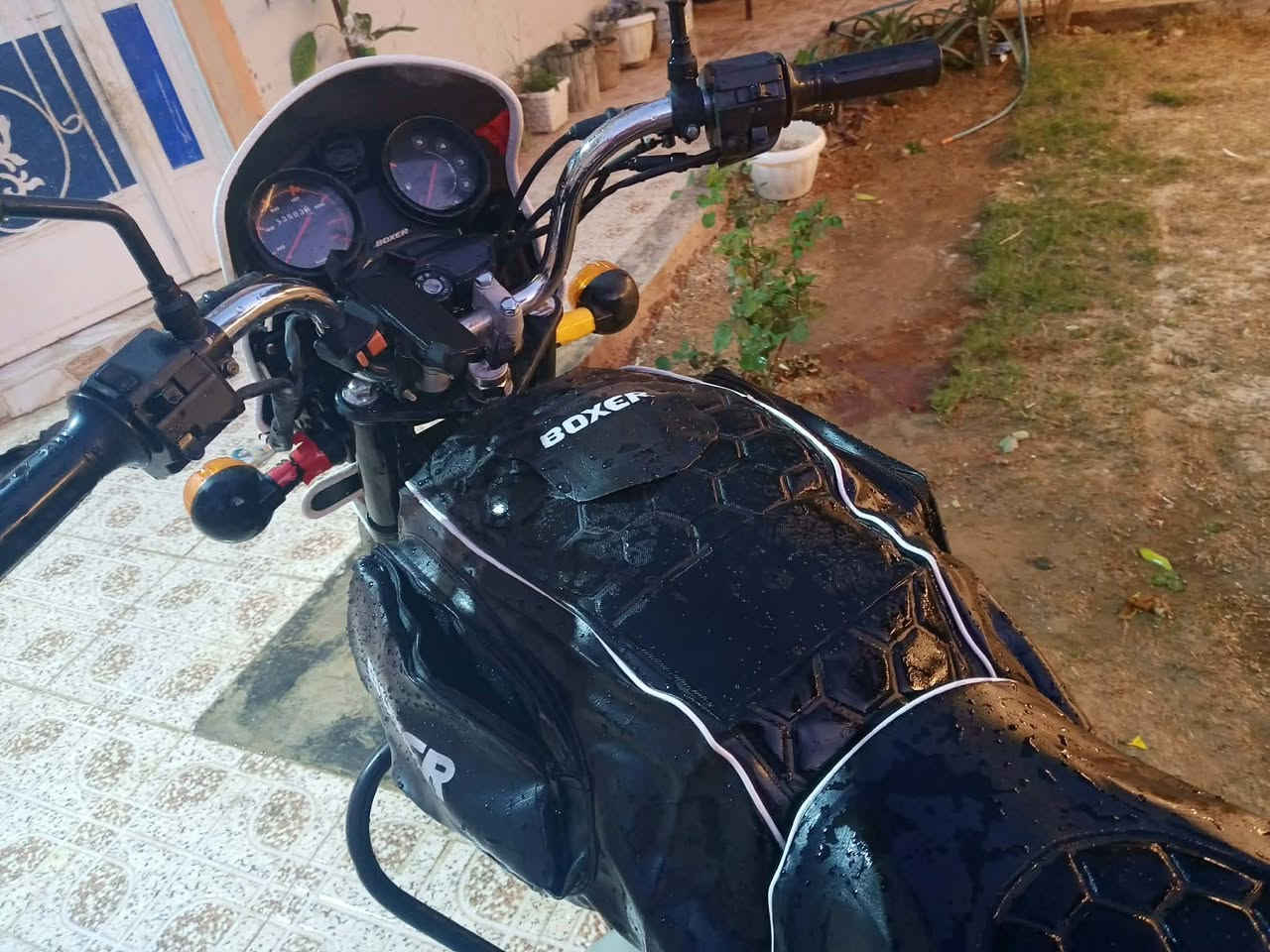 السلام عليكم بوكسر  للبيع موديل20اوراق كامله

الدراجه بيها نقوصات بسيطه السعر 900وبيها مجال

 مكاني تقاطع القدس للاستفسار ***********
