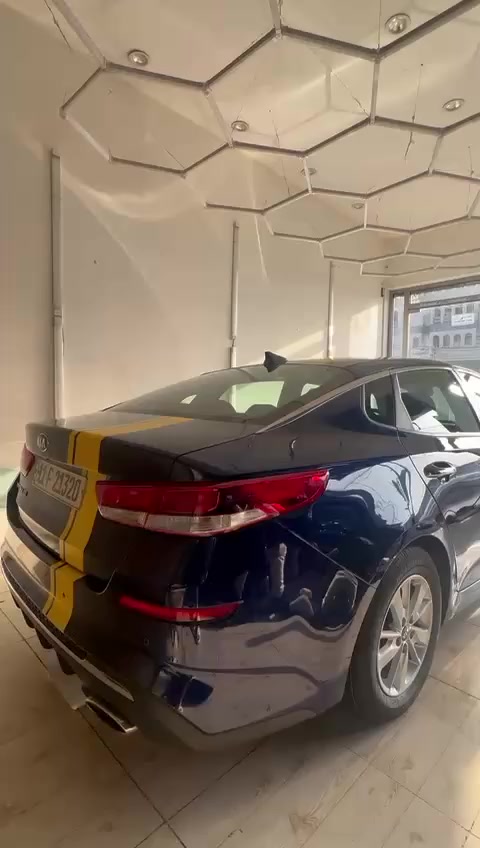 السلام عليكم اوبتما 2019 وارد امريكي جاهزه وكامله عليها ادامه نضيفه  السعر130  السونار موجود بالصور كل تفاصيلها  صدرها وتبريدها كله فول
مكانها بغداد ورقمها بغداد تحويل ثاني يوم  غير متواجد عل فيس  للاستفسار الاتصال عل رقم الاتصال او واتساب 
***********
