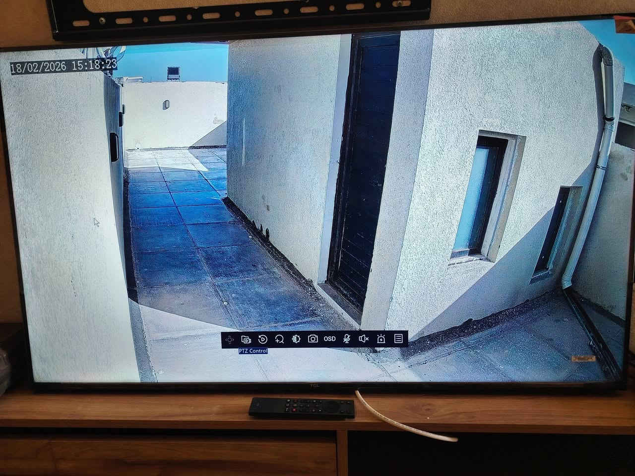 موقع عمل رقم 092
♦️تم تأمين احد المنازل في الناصرية / شارع السفينة
♦️بمنظومة كاميرات نظام (ip) عدد (3)  UNV-Iraq 
                           🔸شعارنا🔸
#جودة_العمل▪️ #سرعة_الانجاز▪️ #اتقان_التنفيذ
--------------------------------------
                  نتابع معكم جودة ما نقدمة لكم
                             تفاصيل العمل :-

♦️ منظومة كاميرات نظام ip من شركة UNV 

♦️ كاميرات خارجية Dahua عدد ( 3 ) دقة وضوح 4MP 

♦️ ربط جهاز تسجيل  NVR UNV 8ch 4k

♦️ ربط ups tigger 120W لتشغيل المنظومة

♦️ تركيب هارد خزن سعة 1TB نوع WD ضمان سنة

♦️ طريقة التسليك ⬅️  دفن مخفي ➡️

♦️ الانهاءات ⬅️ بوكسات بلاستك + ستاند  ➡️

♦️ تم تجهيز مواد العمل من  " شركة المشكاة   " 
وكيل شركة UNV في ذي قار

♦️ تقنية التصوير الملون full color لد

♦️ الكاميرات بزاوية رؤية 2.8mm تدعم تسجيل الصوت
---------------------------------------
مستعدين لتنفيذ المنظومات ادناة

♦️منظومات كاميرات المراقبة CCTV 
♦️منظومات الإنترنت Network System
♦️منظومات الصوت Sound System
♦️منظومة الانذار المبكر عن الحريق Fire Alarm 

---------------------------------------
من اجل خلق مجتمع امن وذكي وللحد من الجرائم وعمليات السرقة وتوفير حماية للممتلكات الخاصة والعامة
               ((((في محافظة ذي قار - الناصرية ))))) 
مستعدين لتنصيب وصيانة كاميرات المراقبة في ( المنازل / المحال التجارية / الشركات / المدارس / المشاريع / المعامل / الدوائر الحكومية )
بوجود كادر هندسي وفني احترافي متخصص وبأسعار مناسبة

متمرسين علئ كافة انواع الكاميرات نظام ip + انلوك
( Dahua /Hikvision / Aswar / XVision / HiLook / Unv /ezviz / Axsis/ Samsung / tindy)

1)تنصيب وبرمجة وصيانة كاميرات ip + انلوك
2)تنصيب وبرمجة وصيانة وتحديث  اجهزة NVR + DVR
3) برمجة ونصب الكاميرات المتحركة PTZ
4) برمجة ونصب كاميرات ال WiFi وربطها علئ الهاتف
5)نصب وبرمجة كاميرات التقاط ارقام السيارات ANPR
6) برمجة وادارة ستورجات الخزن  وسستمة المنظومات والمشاريع الكبيرة 
7) برمجة النانوات وربطها لنقل صورة الكاميرات لمسافات بعيدة P2P
8)تأسيس وتسليك وتفييش جميع انواع الكيبلات RG45 و BNC وبكافة الطرق ( ترانك / بوري / فلكسيبل / دفن / ظاهري) 

للتواصل معنا :
فيس بوك : القمة لتنصيب وصيانة كاميرات المراقبة
واتساب : ***********
انستكرام : alqama.97

-------------------------------
 #القمة_لكاميرات_المراقبة #cctv_iraq #cctv_camera_installing #تنصيب_كامرات #كاميرات_مراقبة_منازل #كاميرات #كاميرات_المراقبة #كاميرات_متحركة #كاميرات #فني_كاميرات_مراقبة #dahua #dahuatechnology #dahuamena #hikvision #hikvisioncctv #hikvision_cctv
#Aswar #unv #العراق #الناصريه #ذي_قار #شارع_الامام_علي #حي_الشهداء #جا_غير_هي_الناصرية #جا_غير_احنه_ولد_الناصريه #الناصرية_الان #تركيب_كاميرات_مراقب
Hilook Distributor in Iraq  الكهف لكاميرات الإنترنت  4K Hikvision  Dahua Technologyهيثم عباس بوابة الشبكة - Netgate Iraq   Distributor in Iraq  هيثم  بوابة الشبكة - Netgate Iraq   @مهند الكناني  Aswar Academy  شركة شمس المعرفة Dahua CCTV   شركة المشكاة    AL-NABAA   هيكفجن ذي قار - Hikvision Thi Hikvision CCTV     مجموعة زوم العدسة    شركة الليث ذ.م.م  Dahua Technology MENA   Saudi   شركة رؤيا بابل للحلول الأمنية  Dahua Technology MENA  Aswar r  الكهف لكاميرات المراقبة وشبكات الإنترنت  4 K Hilook Distributor in Iraq Dahua Technology MENA Dahua   AHMED MUNEER UNV-Iraq 
علي عبد الله السهلاني AHMED MUNEER Technol  
Hikvision  CCTV   Ezviz Distributor in lraq
