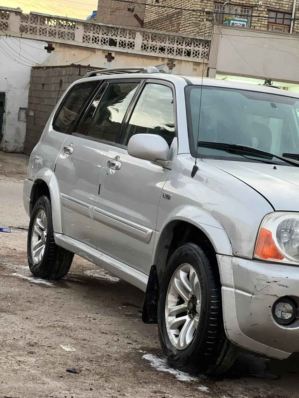 سلام عليكم سياره ساسوكي (2004) بغداد رقم انكليزي سنويه (28) باسمي سياره قطره صبغ مابيه تبريد تدفه مكينه وكير وصدر نضيفات السعر$(63) الهاتف (***********) بغداد مدينه الصدر
