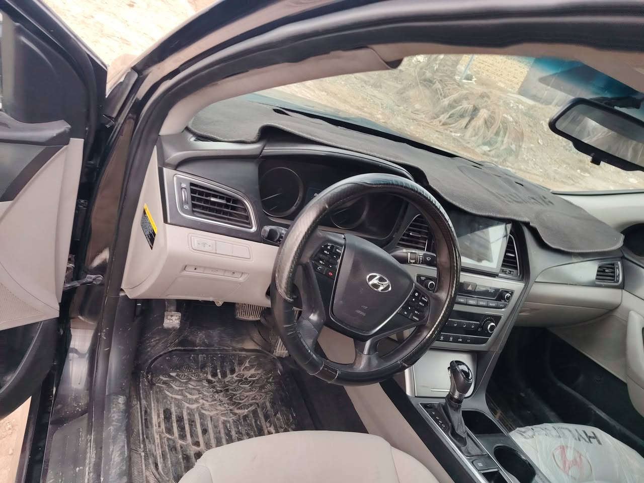 للبيع سوناتا موديل 2016 وارد أمريكي ضرر جاملغ وبنيد وجاملغ خلفي 
محرك 2400 رقم بغداد تحويل مباشر
سياره جاهزه. السعر 100 وبيه مجال 
العنوان بابل *********** 
 ‏‪0773 706 2580‬‏
