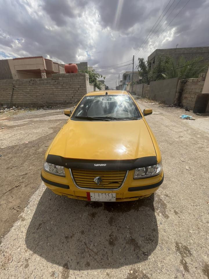 سمند 2011
كير محرك نضيفات تبريد شغال 
سنوية 29

ما عليه غرامات 
شوط التحويل 
مشروع وطني گير عادي سياره مرتبة مال جني 
ب33 وبيه مجال للشراي 
***********
