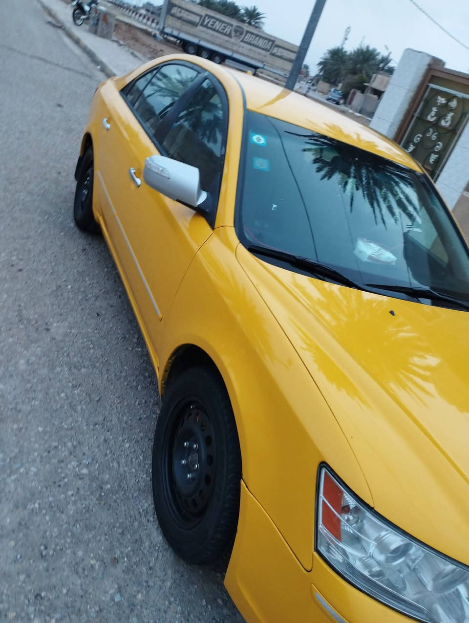 السلام عليكم 
سونتا 2009 امريكي بيه قطعه تبديل الباقي ليبل واحد سياره ماناقصهه شي كله جديد كير وتبريد وصدر ودوشمه وتخم تاير كله جديد 
مصفره هيئه وغرامات 
سنويه 2028
سياره مامتعوبه 
مكان السياره كوت -جصان 📍
للاستفسار اكثر اتصل ***********
🛑 مامتواجد على الفيس .
