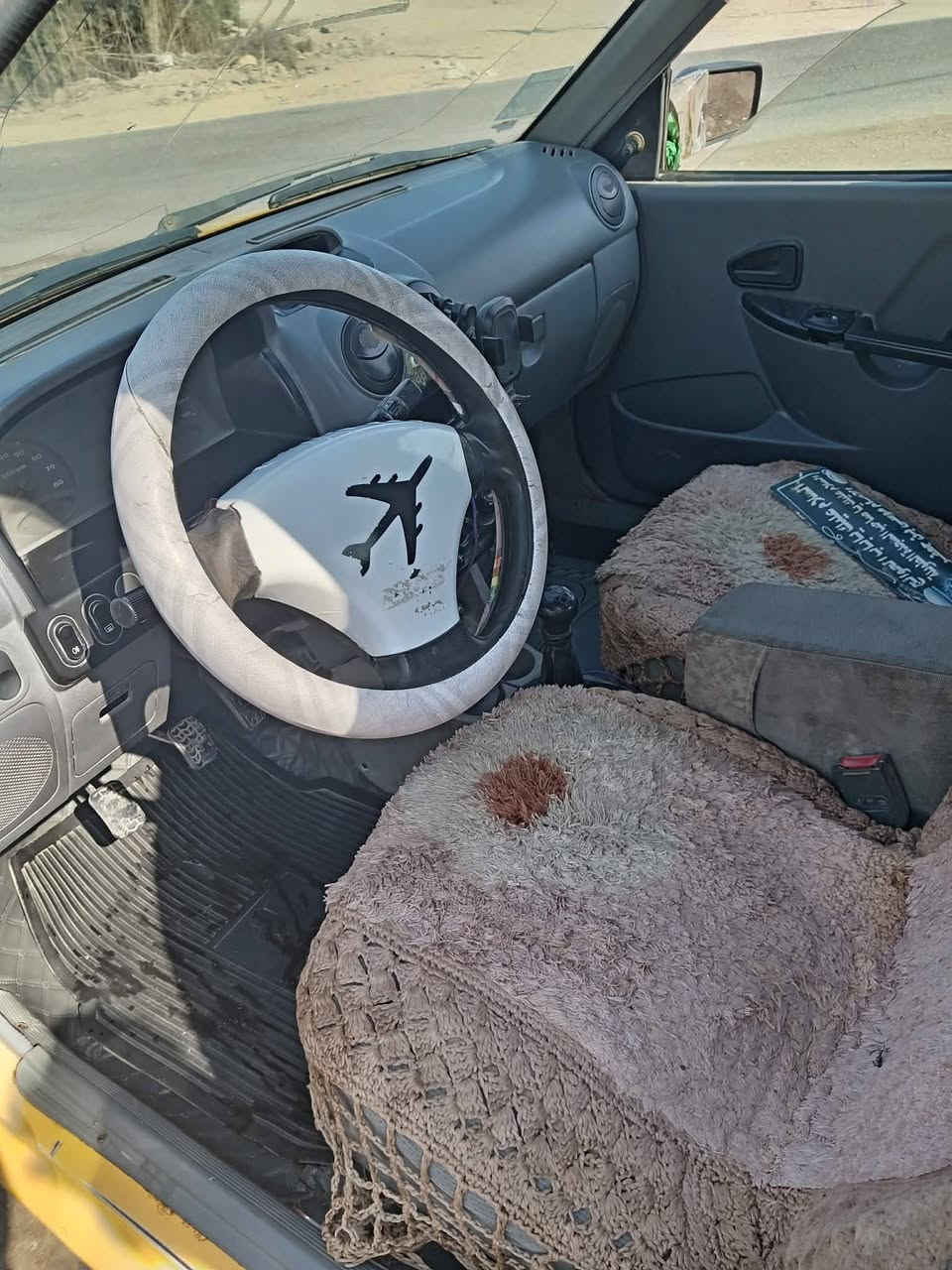 السلام عليكم سايبه موديل 13 سياره جاهزه مكينه وكير مكفولات سياره لا ضربه ولا صبغ ولا تبديل سياره بيه شخطات شوف عينك ملاحضئ سياره عليه هيه 300 تريت تخصمه من سعر تريد نته صفره سياره 24وبيه مجال عنوان الحمزه شرقي ***********
