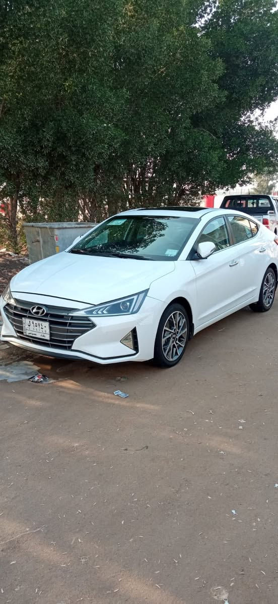 سلام عليكم للبيع النترا خليجي فول مواصفات الأخير موديل 2020 كفاله عامه ما عده طخه بل باب الخلفي رقم بغداد باقي 6 اشهر وتصير حره مكاني بصره رقم تلفوني  ***********
