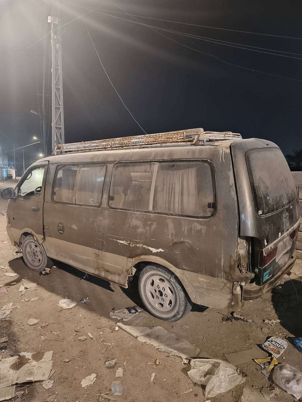 كيه بريجو  السعر ١٠وبيها مجال رقم صدامي ***********
