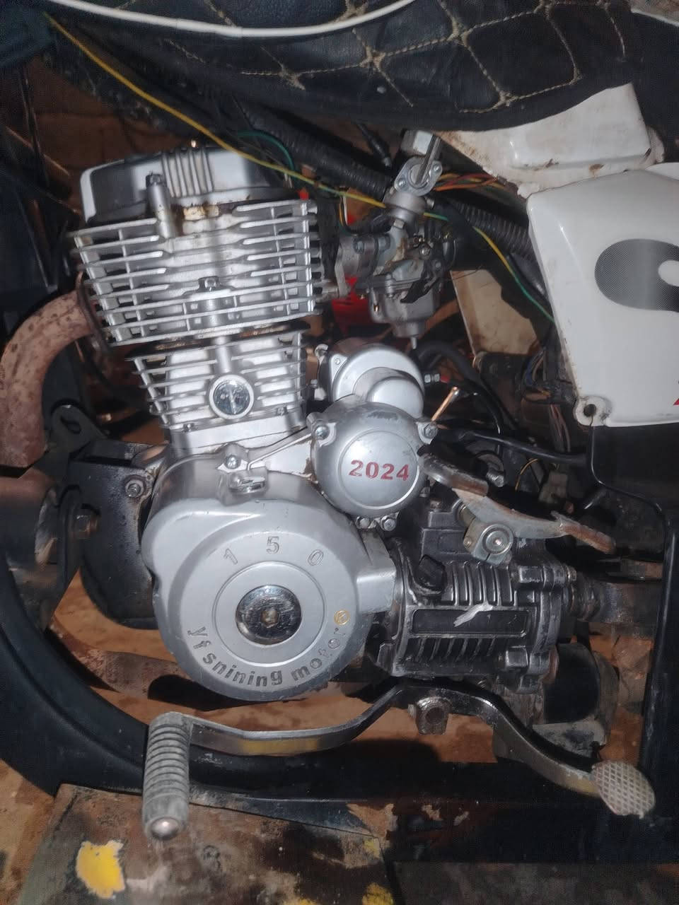 السلام عليكم ستوته للبيع موديل 16 محرك 24 السعر مليون وبيها مجال للطيبين الشر يخابرنا اياالرقم***********
