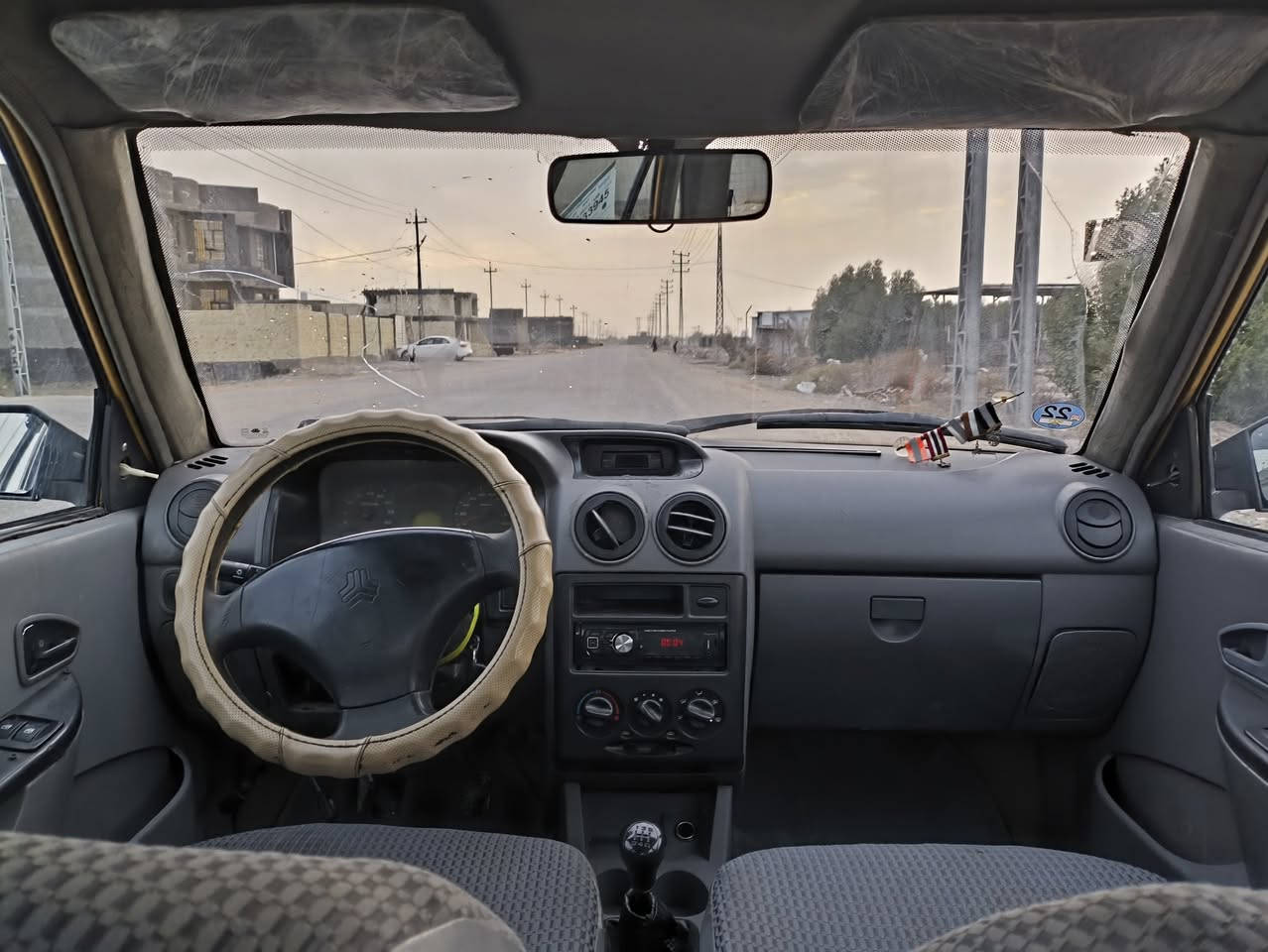 سلام عليكم سايبا 2012
سياره كير ومكينة خير من الله لا تنقيص ولا تبخير 
حدادية تخم تاير كله جديد سياره مال جناي 
مكاني سده الهندية 
سعر 24 وبيها مجال 
***********
***********
